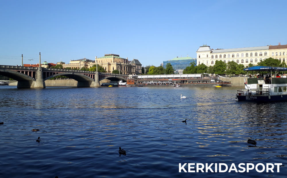 prague05.jpg
