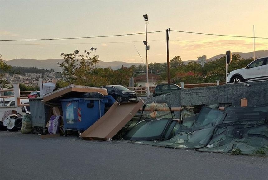 Όταν η πόλη γίνεται... αυλή για τα σκουπίδια μας!