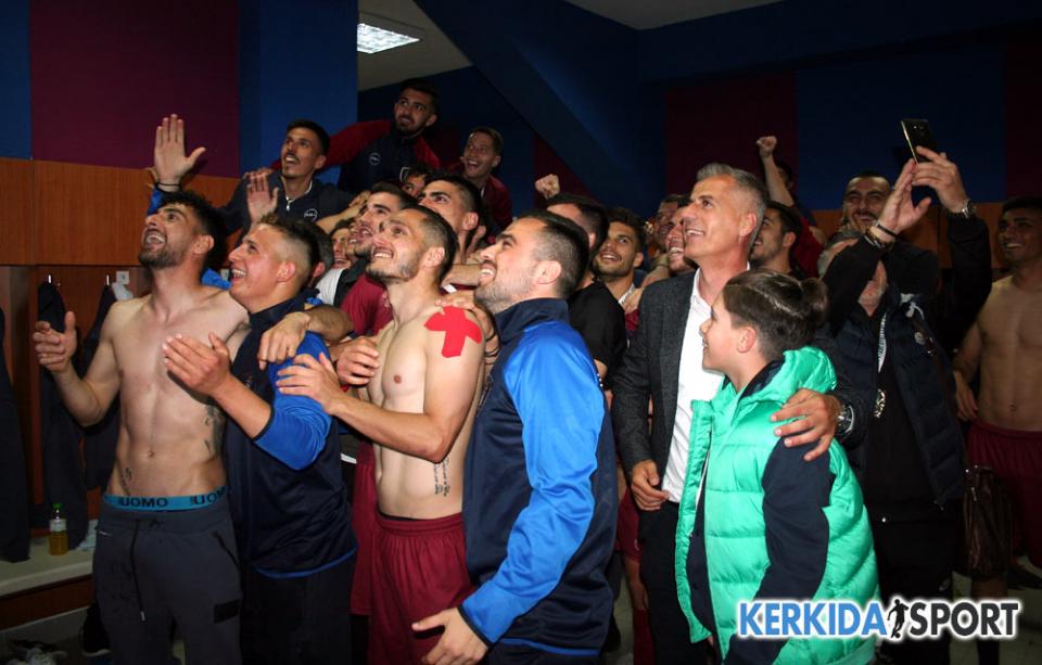 Ένα «κουβάρι» οι Βεροιώτες πανηγύρισαν την κατάκτηση του νταμπλ (video)