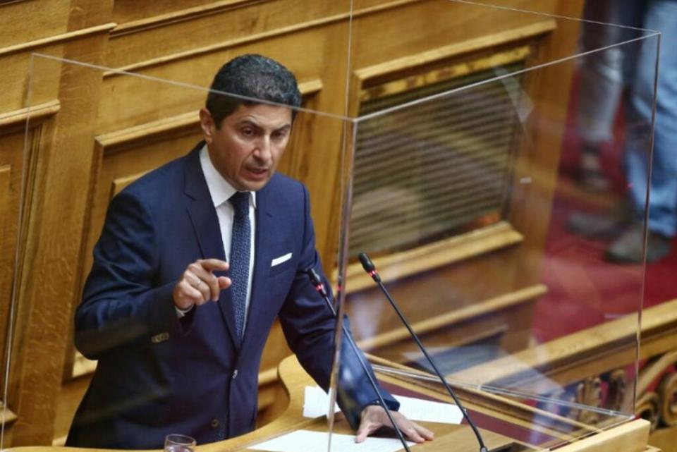 Αυγενάκης για SL2: "Επιστρέφουν στα γήπεδα και αυτομάτως τρέχουμε τα πάντα που τους αφορούν"