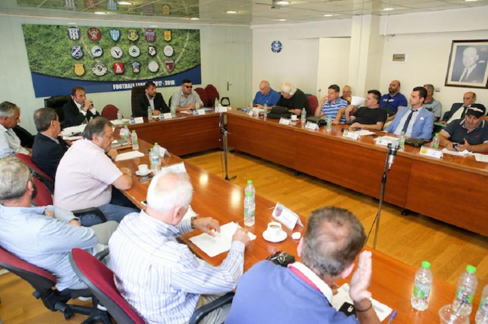 Πρόσκληση ενδιαφέροντος για χορηγούς σε SL2 και FL και ομαδική ασφάλιση