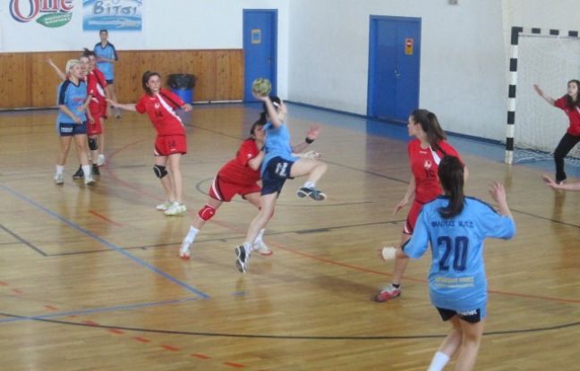 Νίκη εκτός με το καλημέρα για τα κορίτσια του ΦΙΛΙΠΠΟΥ