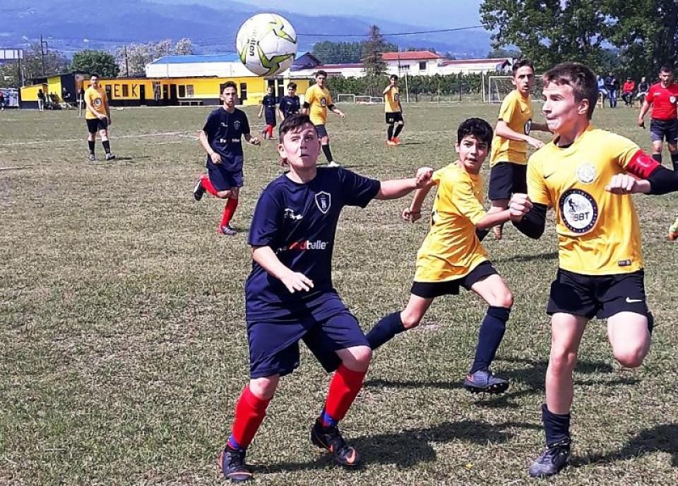 Χορταστικό θέαμα από την Κ14 της ΒΕΡΟΙΑΣ και του Μακεδόνα Β.