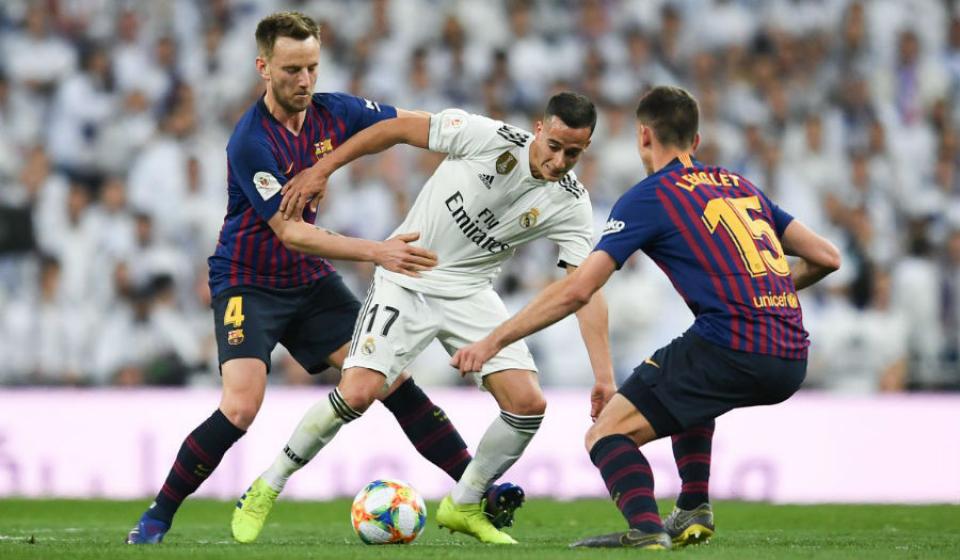 Αλλού οι άσοι, αλλού οι ντερμπάρες...