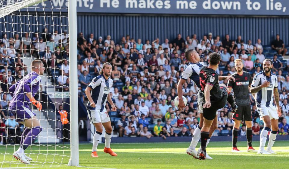 Με το βλέμμα στην 3η θέση