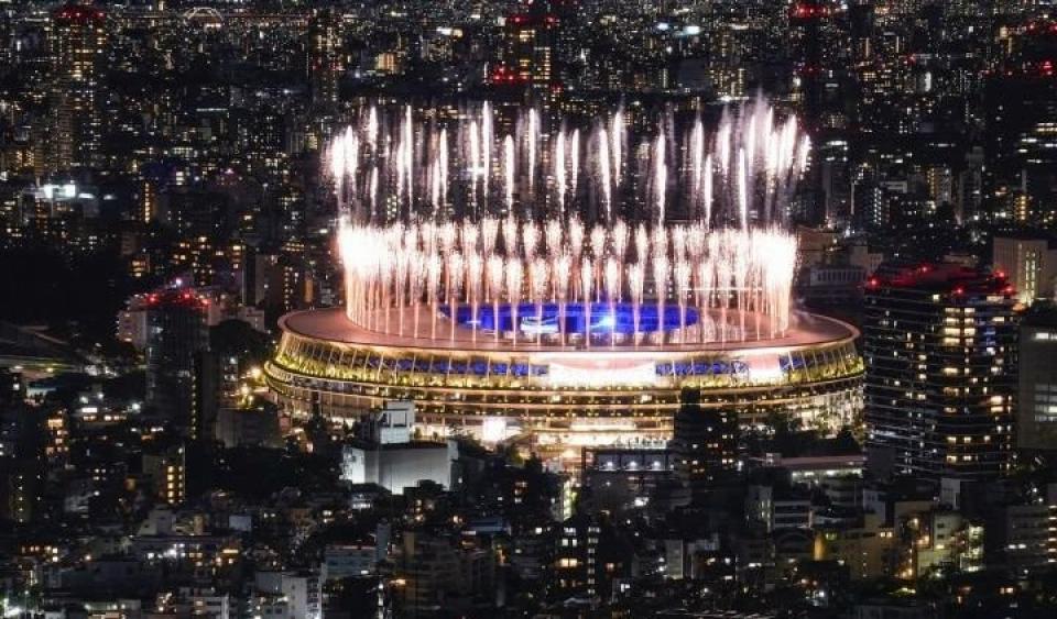 Το Τόκιο παρέδωσε τη σκυτάλη στο Παρίσι...