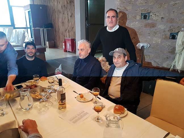 Χωρίς διοίκηση και στην κοπή της πίτας