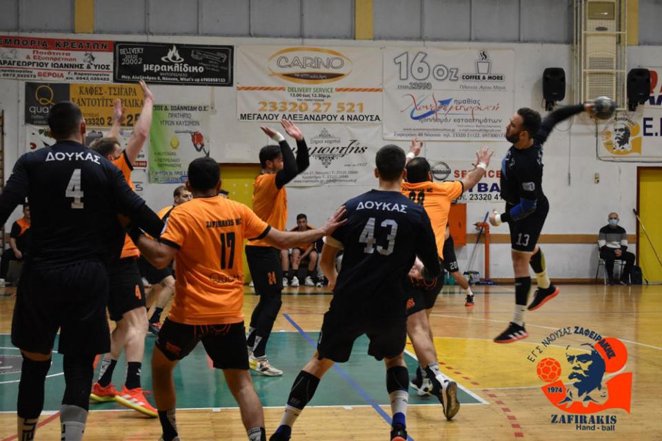 Έχασε από τον Δούκα ο Ζαφειράκης στη Νάουσα