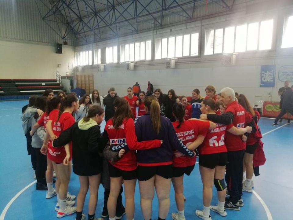 Στο Πανελλήνιο πρωτάθλημα χάντμπολ οι Νεάνιδες του Φιλίππου Βέροιας
