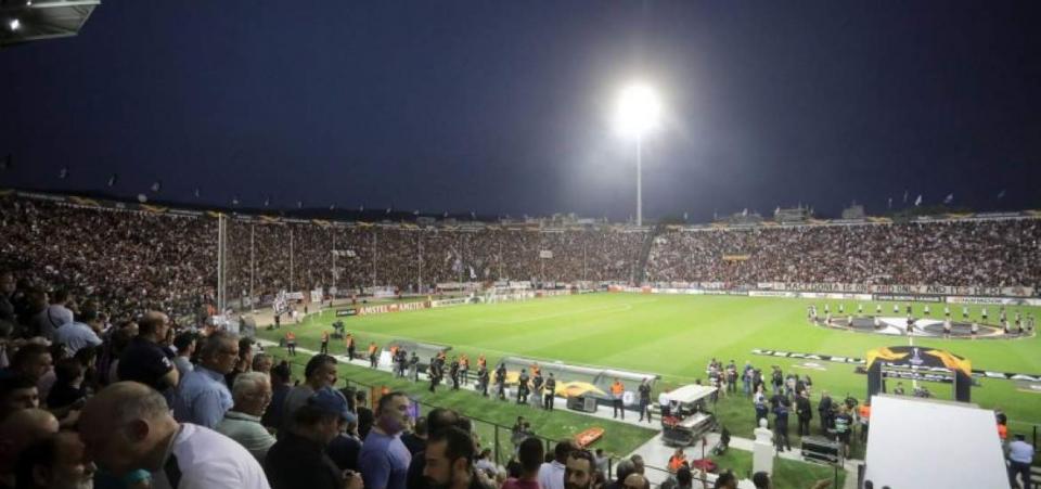 Η Κυβέρνηση ανακοίνωσε την επιστροφή των φιλάθλων - Οι οδηγίες της Super League