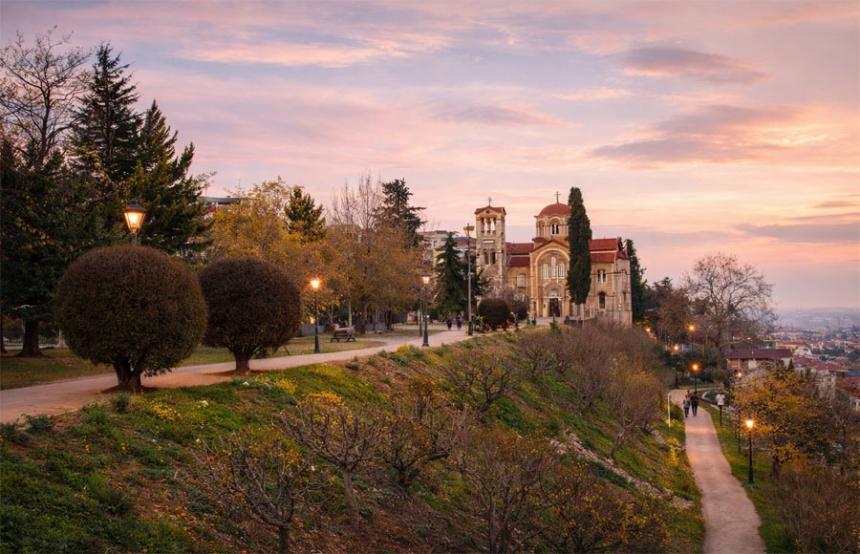 Συγκρατημένη αισιοδοξία για το μεγάλο έργο στάθμευσης στη Βέροια