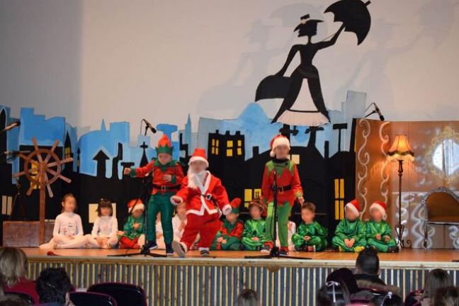 Η γιορτή Χριστουγέννων στα Ιδιωτικά Εκπαιδευτήρια Βέροιας