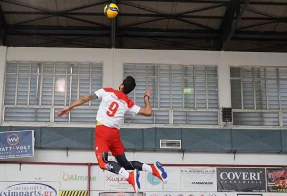 Ανανέωση συνεργασίας με τον Στέλιο Τζιουμάκα στον ΦΙΛΙΠΠΟ (video)