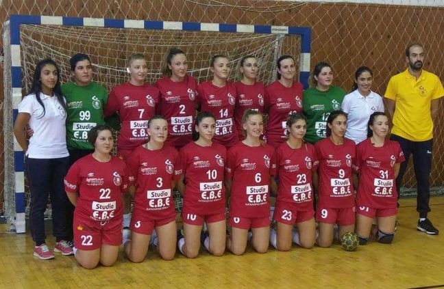 «Όρθια» και στο Πανόραμα τα κορίτσια του ΦΙΛΙΠΠΟΥ