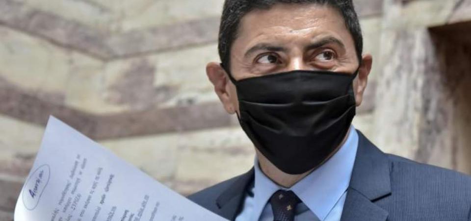 Νέες αντιδράσεις στη Βουλή για το νομοσχέδιο Αυγενάκη