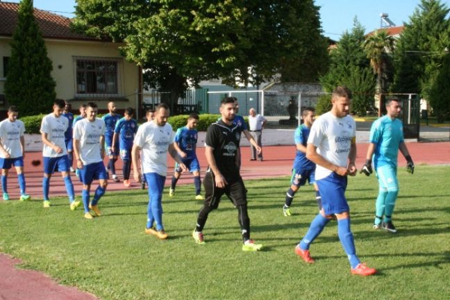 Νίκη με ανατροπή για την Νάουσα