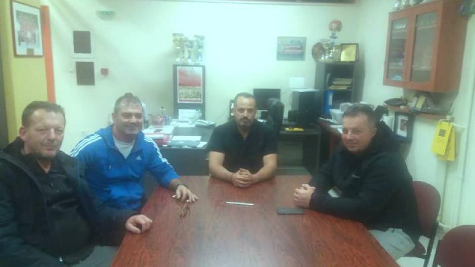 Ο Ευθύμης Πιπελίδης στην τεχνική ηγεσία της ομάδας χάντμπολ του ΦΙΛΙΠΠΟΥ (Δηλώσεις)