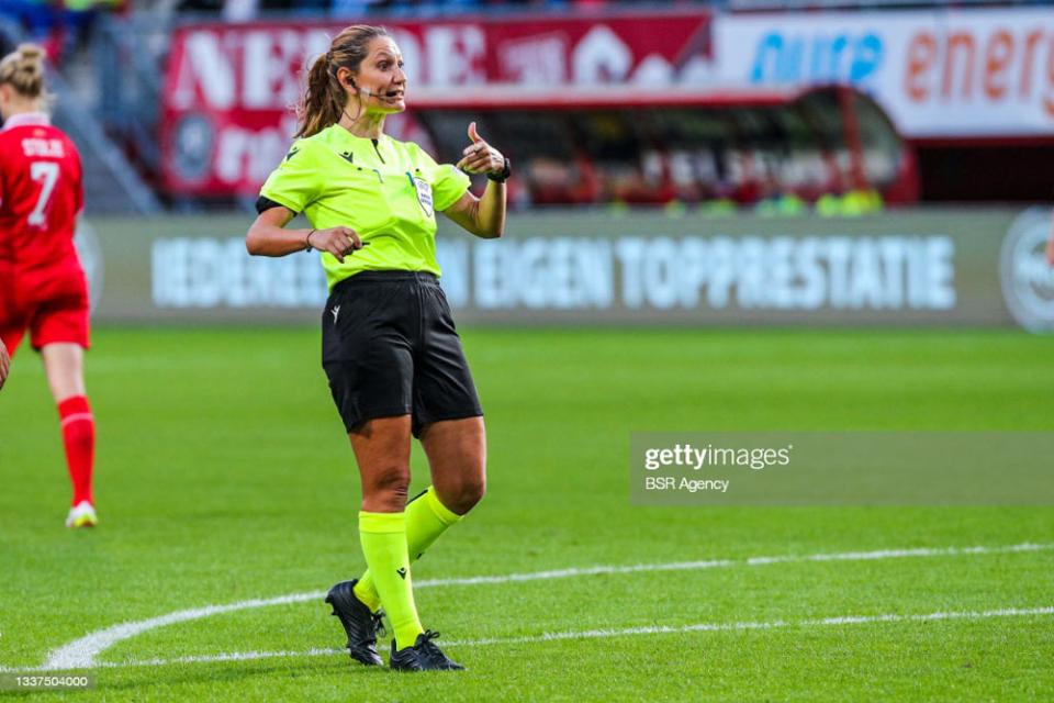 Η Ελένη Αντωνίου "σφυρίζει" το εκτός έδρας ματς της ΒΕΡΟΙΑΣ με τη Νίκη Βόλου