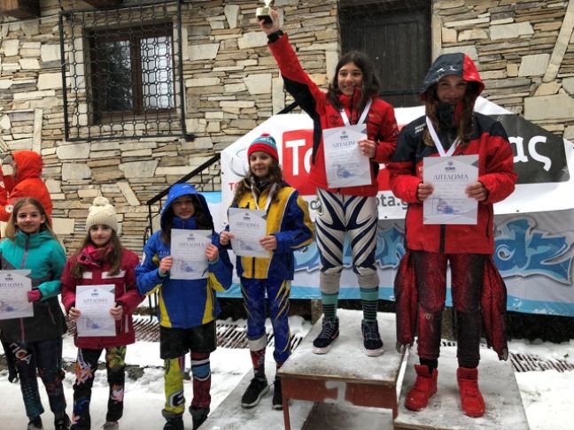 Δυναμική η παρουσία του ΕΟΣ Νάουσας στον Αγώνα Σκι Cross στο ΣΕΛΙ