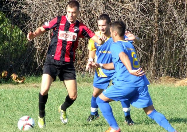 Έκλεισε έναν, κοντά σε άλλους τρεις το Ροδοχώρι!