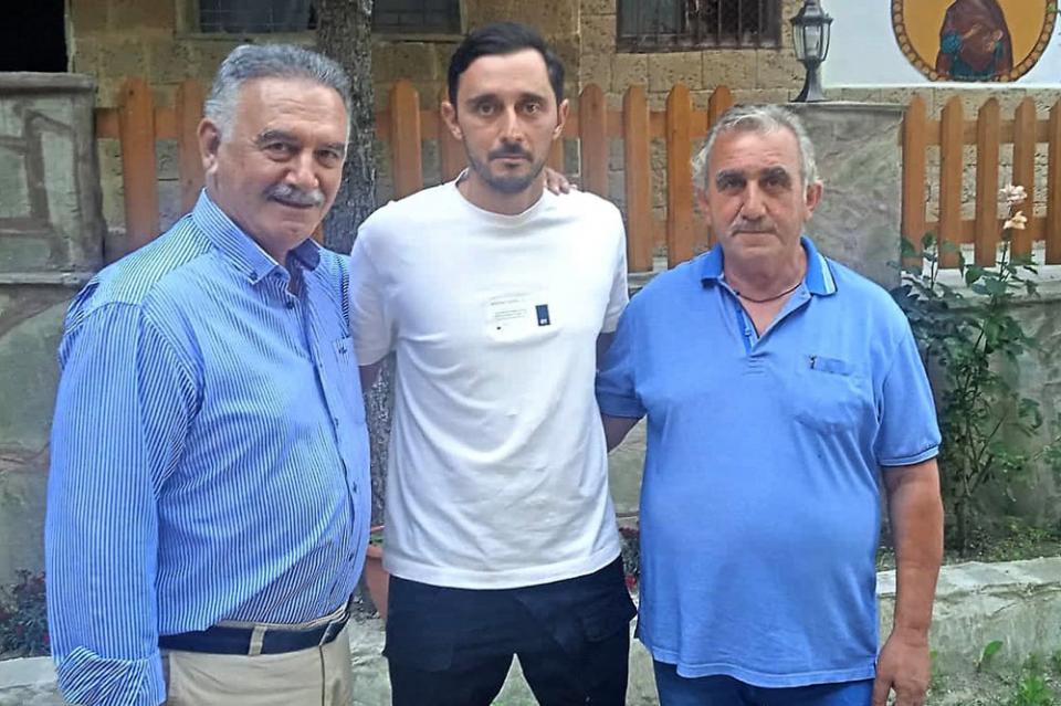 Ανακοίνωσε προπονητικό επιτελείο και μεταγραφές ο ΦΑΣ Νάουσα! (φωτο)