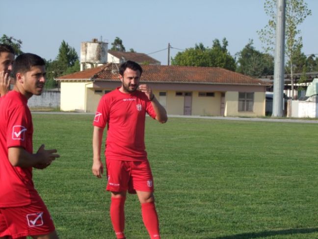 "Έφηβος" ο Θοδωρής Καρυπίδης με την Κ20 της ΒΕΡΟΙΑΣ! (φωτο)