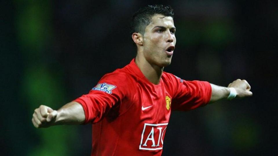 Υπέγραψε για 2+1 χρόνια στη Γιουνάιτεντ ο Κριστιάνο Ρονάλντο!