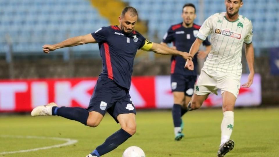 Με ασθενοφόρο στο νοσοκομείο ο Βύντρα, λόγω κορονοϊού