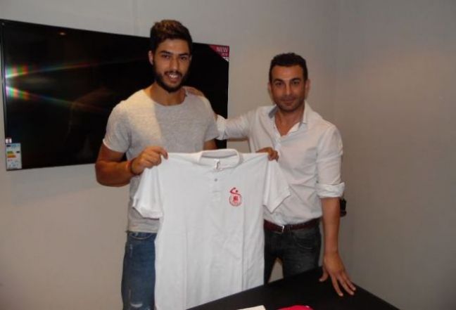 Ανανέωσε την συνεργασία και με τον Θάνο Κωστακίδη.