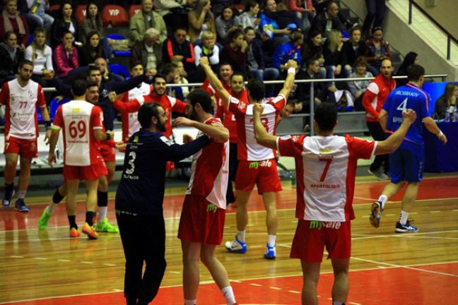 Με στόχο την πρόκριση ο ΦΙΛΙΠΠΟΣ στην Πορτογαλία (video)