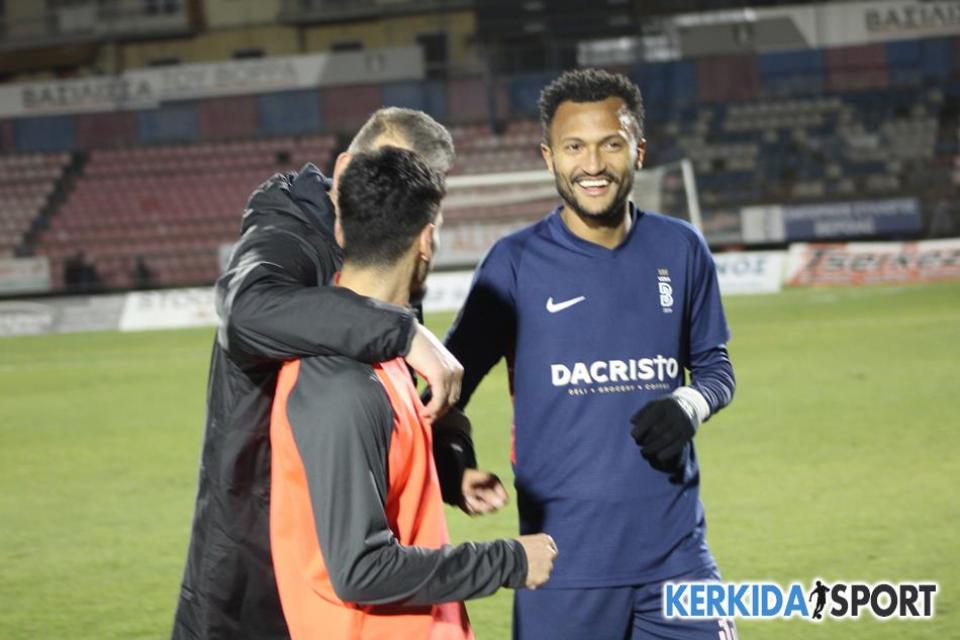 Παρελθόν δύο από την "Βασίλισσα"