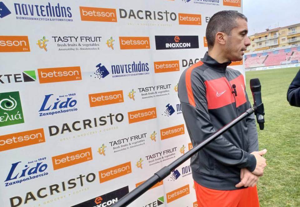 "Έξω από τα δόντια" τα είπε ο αρχηγός! (video)