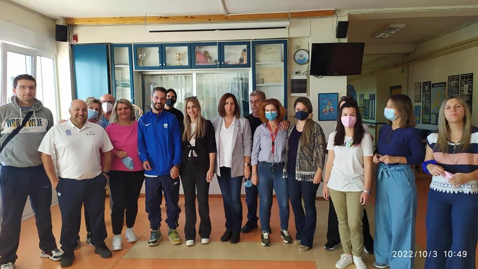 Επίσκεψη του Πετράκη στο Ειδικό Σχολείο Βέροιας για την Πανελλήνια Ημέρα Σχολικού Αθλητισμού