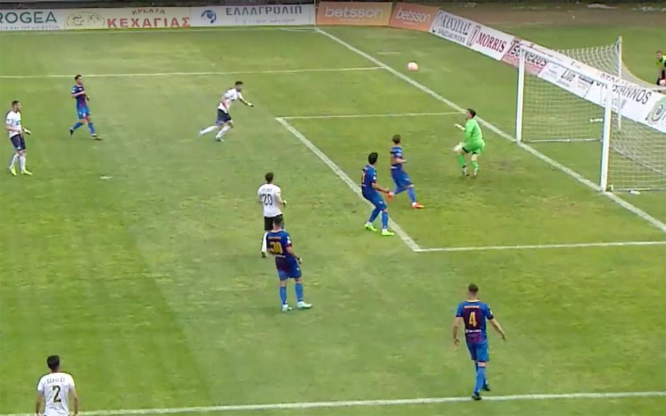 Αυτογκόλ για το βιβλίο... γκίνιες!!! (βίντεο)