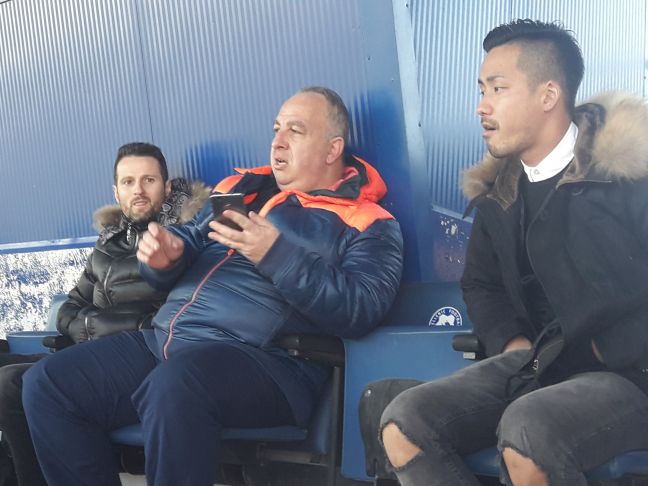 Απορρίφτηκε ο Ιάπωνας, στην πόρτα εξόδου και ο Σισίνιο