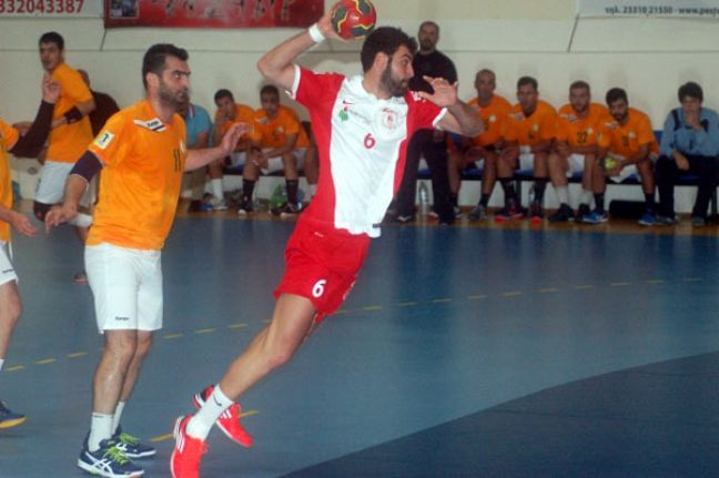 Επιστροφή στην Ελληνική πραγματικότητα για τον ΦΙΛΙΠΠΟ (video)