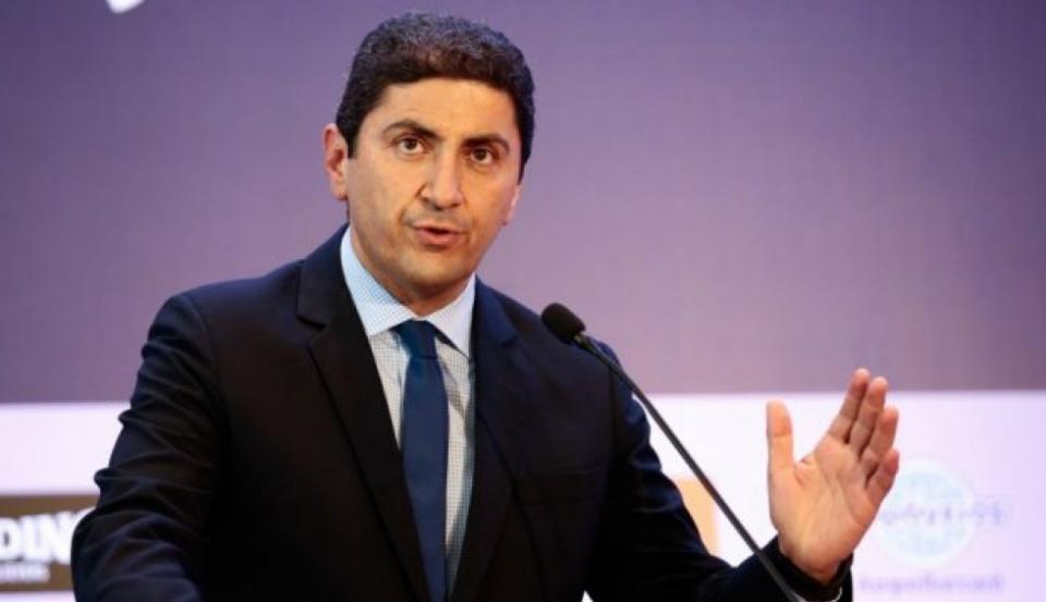 Αυγενάκης σε Δήμους: «Πετάξτε έξω όσες ομάδες δεν είναι στο Μητρώο!»