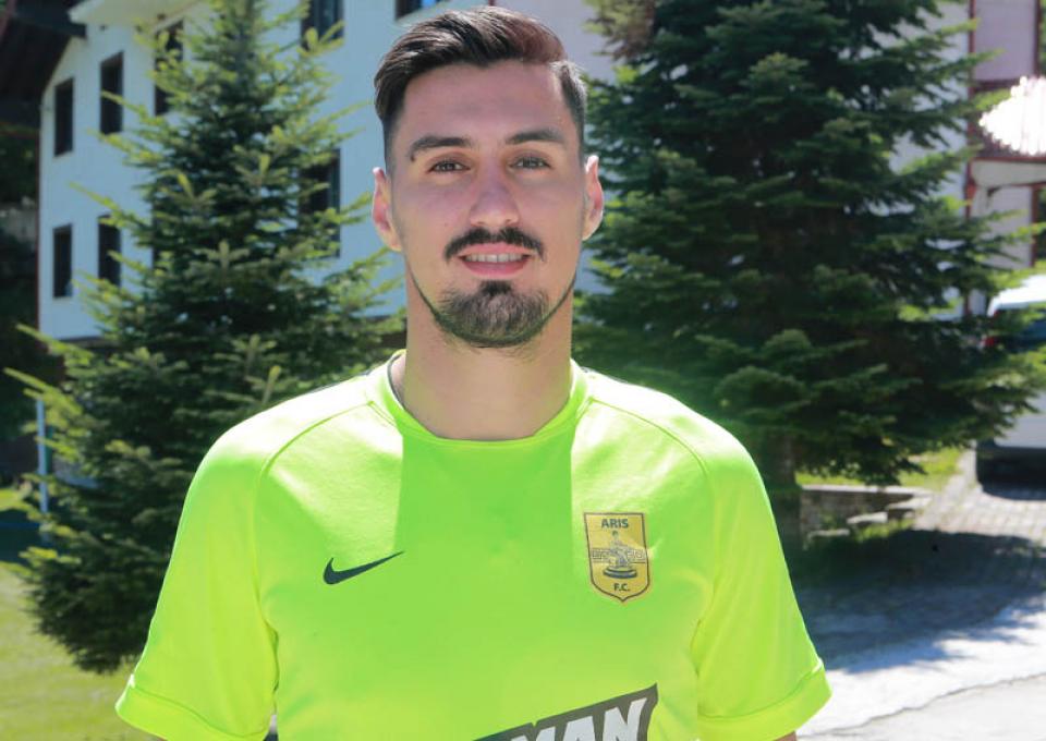 Αυτός είναι ο Γιάννης Πασάς, το νέο απόκτημα της "Βασίλισσας"