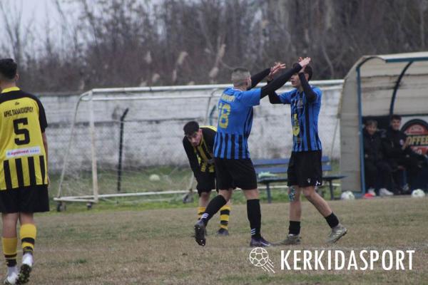 Άνετη νίκη για το Μακροχώρι με "τεσσάρα" επί του Παλαιοχωρίου (φωτο)