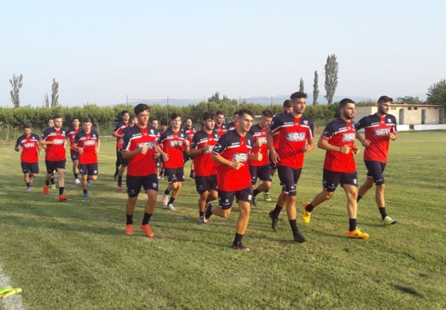 Με ποιους έγινε η πρώτη της "Βασίλισσας" (δηλώσεις)