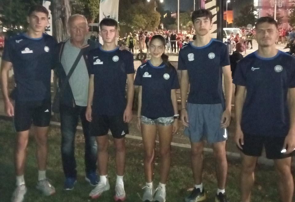 Εντυπωσιακές εμφανίσεις των νεαρών του "Βικέλα" στο Νυχτερινό Ημιμαραθώνιο Θεσ/νίκης