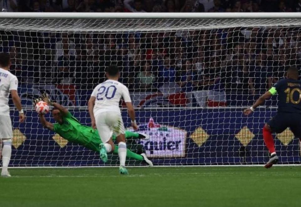 Άδοξη ήττα για την Εθνική στο Παρίσι