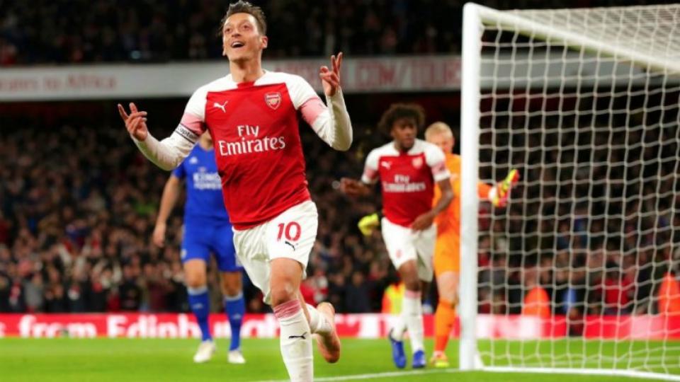 Γκολ βγαλμένο από... playstation για την Άρσεναλ!! (video)