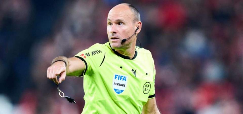 Κορυφαίος Ισπανός ρέφερι στον τελικό του Κυπέλλου Ελλάδος!