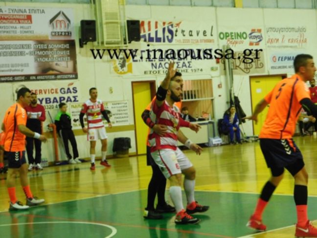 «Γκρέμισε» από την κορυφή την Κέρκυρα ο Ζαφειράκης