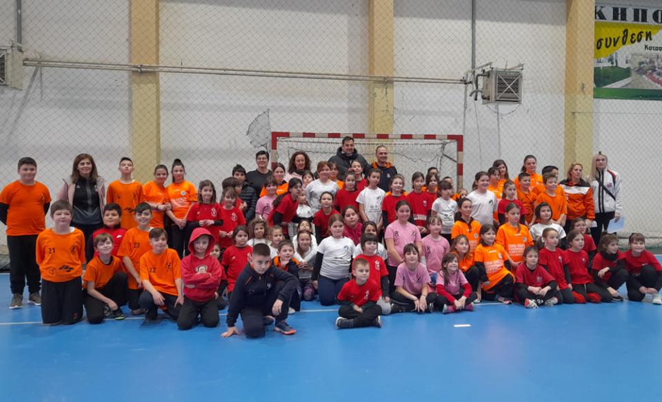 "Παιχνίδια χωρίς σκορ" από την Ακαδημία Χάντμπολ του Φέρωνα Βέροιας