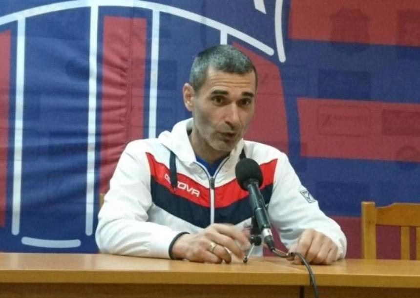 Επιστρέφει στην Ελλάδα ο Τόλης Τερζής