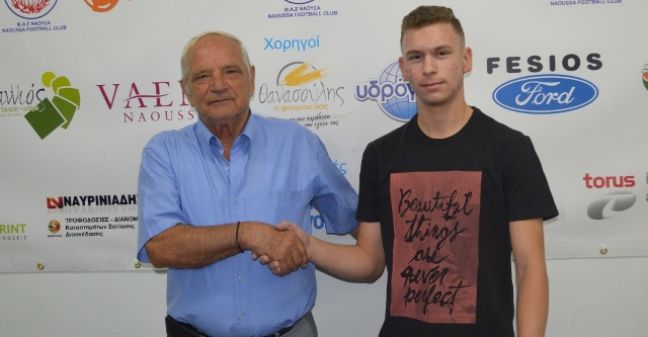 Ανανέωσε με Τόσιο πήρε Βασιλειάδη η ΝΑΟΥΣΑ