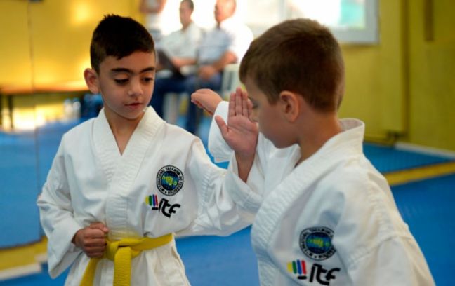 ΤΕΤΡΑΘΛΟΝ: Αποδοχή της Ευρωπαϊκής Ένωσης στο πρόγραμμα ERASMUS