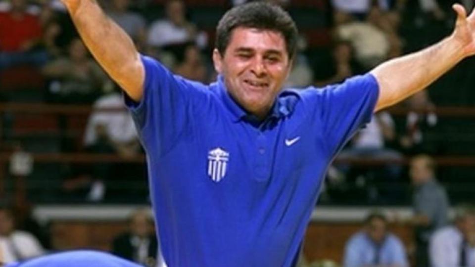 Η ελληνική πάλη θρηνεί: Πέθανε ο Μπάμπης Χολίδης